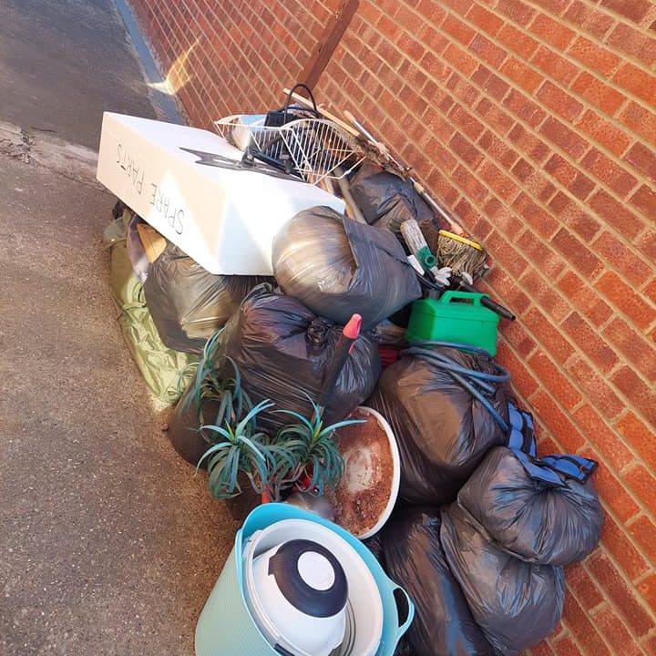 299729278_107906452031986_8058503600653987723_n Home clearance before